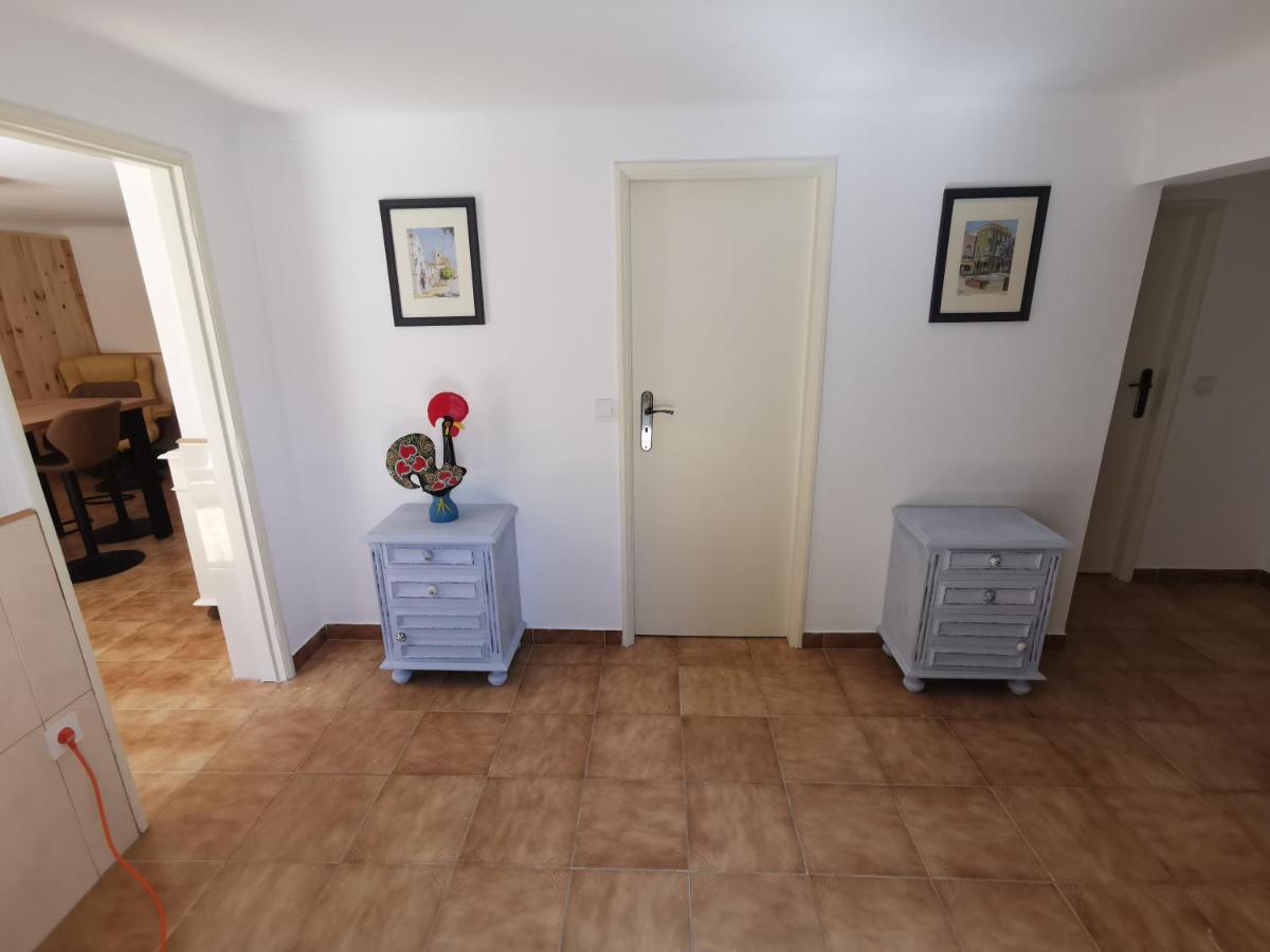 Casa Sao Pedro Belinho Only Pilgrims Bed & Breakfast ภายนอก รูปภาพ